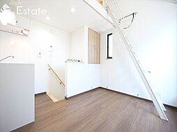 アースクエイク花塚 103 2階ワンルームのリビング/ダイニング