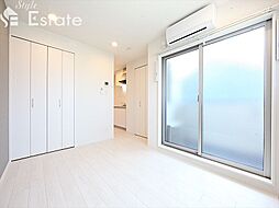 Champ de helianthe 本陣 1階ワンルームのリビング/ダイニング