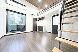 Patina栄生 1階ワンルームのリビング/ダイニング