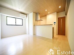 三の丸殿 201 2階2LDKのリビング/ダイニング