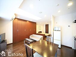 ロイヤルオーク栄セントラルプラザ 402 4階1LDKのリビング/ダイニング