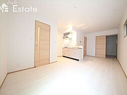 Precious庄内通 302 3階1LDKのリビング/ダイニング