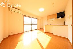 ラ・フォンテカーラ 202 2階1LDKのリビング/ダイニング