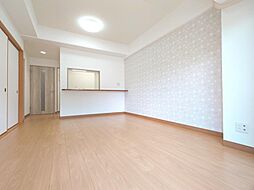 サーパス上溝第２ 3LDKのリビング/ダイニング