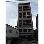 渡辺通駅より徒歩10分 5階 築23年7ヶ月の賃貸物件