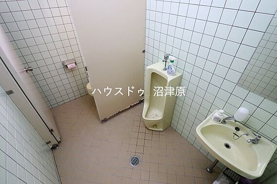 1階男子トイレ