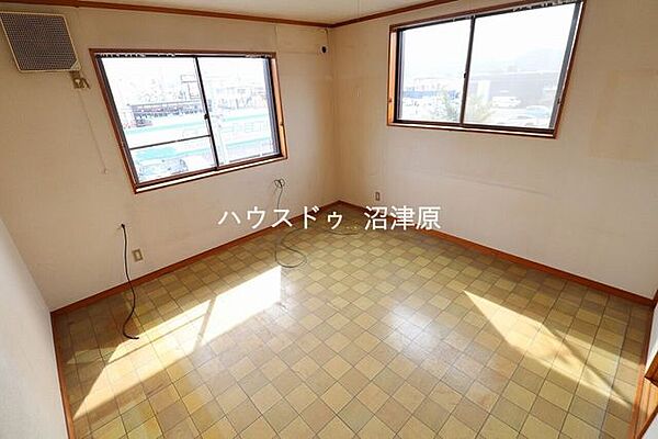 洋室