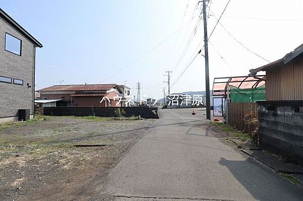 前面道路は約4.0ｍです