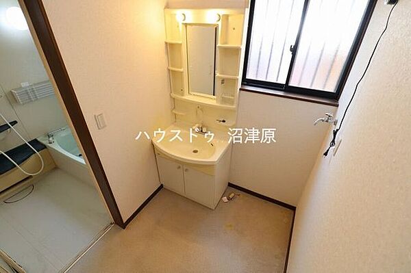 洗面所