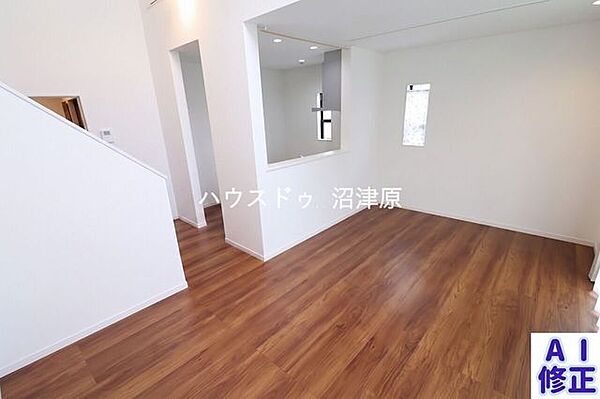 ※現況家具等有、売主様のプライバシーに配慮しCG加工により家具等消去した画像となり、現況との相違がある場合は現況を優先致します。