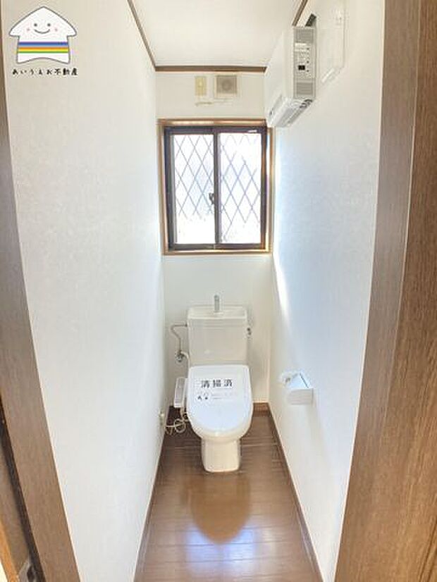 【1Fトイレ】1Fのトイレはウォシュレット付きです♪