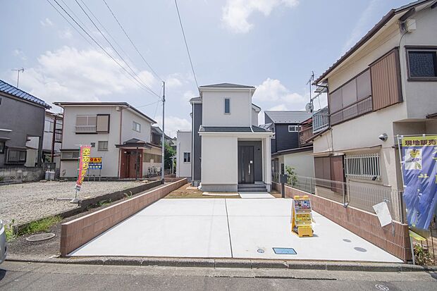 太陽に愛された邸は、陽当り・通風に優れた魅力的で快適さを追求した新築戸建でした。ここに住むからこそ意味がある。そんな特別感に浸りながら、毎日をお過ごしして欲しいです。