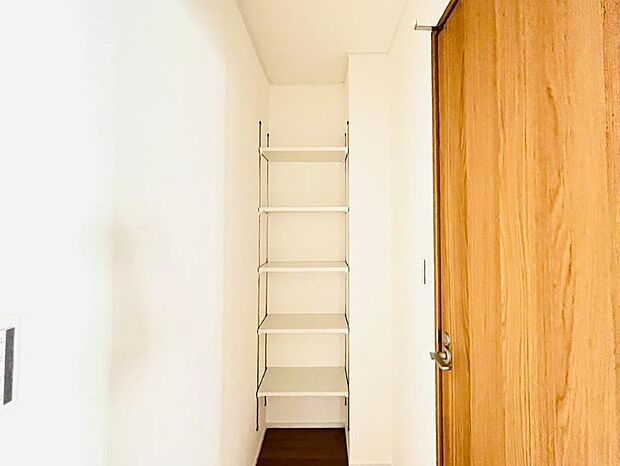 収納の多さにはびっくり。収納ってあればあるほど嬉しいですよね。