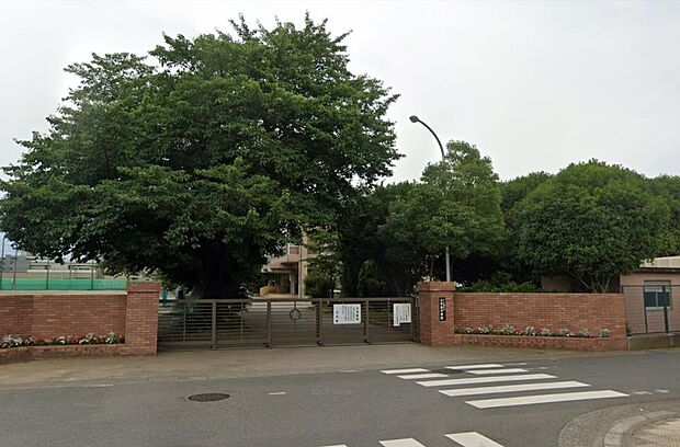 周辺環境-中学校(870m)大井東中学校