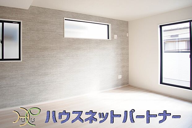 インテリアショップで見掛けた「あの家具」も置ける、ゆったりとした空間。時に広さが上質な寛ぎの時間になる事も。