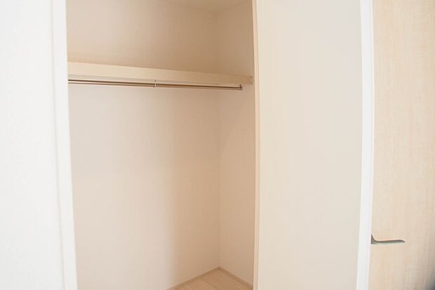 収納の多さにはびっくり。収納ってあればあるほど嬉しいですよね。