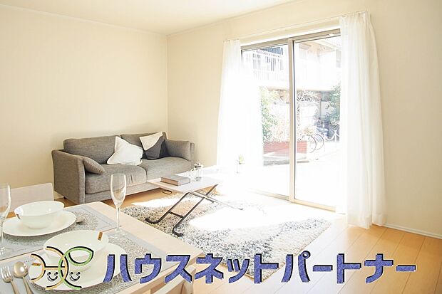 流行に左右されず、将来にわたって価値が継続する「上質」な佇まい。おしゃれな雰囲気や自然の潤い、親しみやすさといった個性を、街に新たな価値をもたらし続けます。