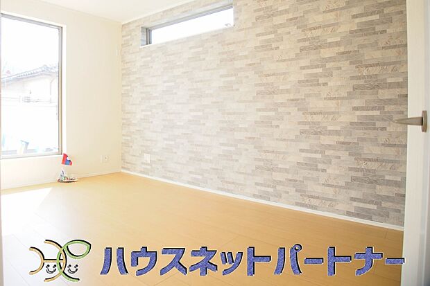 各部屋を最大限に広く使って頂ける様、全居住スペースに収納付。プライベートルームはゆったりと快適に。