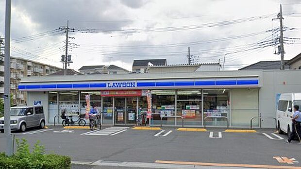 周辺環境-コンビニ(330m)ローソンさいたま市立向小学校前店