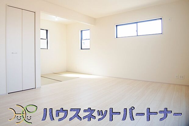 うららかな陽射しがどのお部屋にも降り注ぎますように、快適さを追求した間取設計。得難い立地環境での生活を恵みの豊かな永住の地へと変えてくれます。