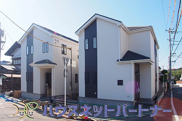 カースペース。通勤や家族の送迎など、毎日の生活にマイカーが欠かせない方にとって駐車場は大事な条件。敷地内にカースペースがあれば、お出かけやお買い物の際の搬入出もらくらくです。