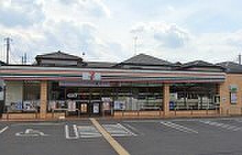 周辺環境-コンビニ(640m)セブンイレブン北本東間2丁目店