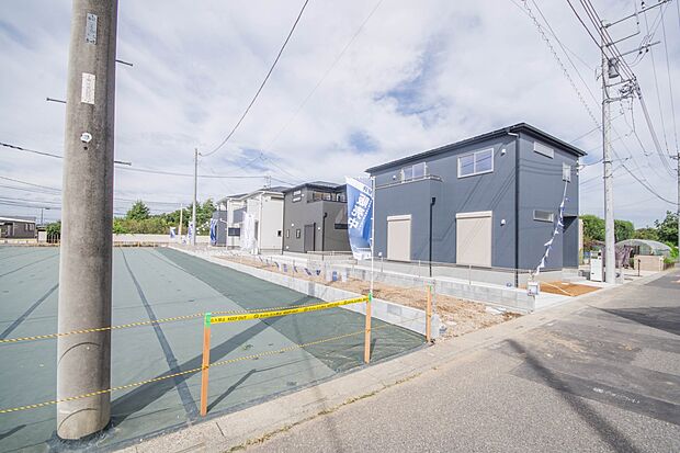 太陽に愛された邸は、陽当り・通風に優れた魅力的で快適さを追求した新築戸建でした。ここに住むからこそ意味がある。そんな特別感に浸りながら、毎日をお過ごしして欲しいです。