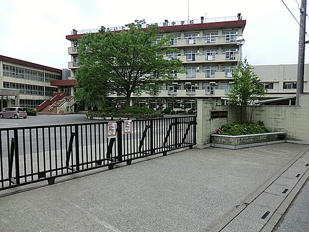 周辺環境-中学校(800m)さいたま市立西原中学校