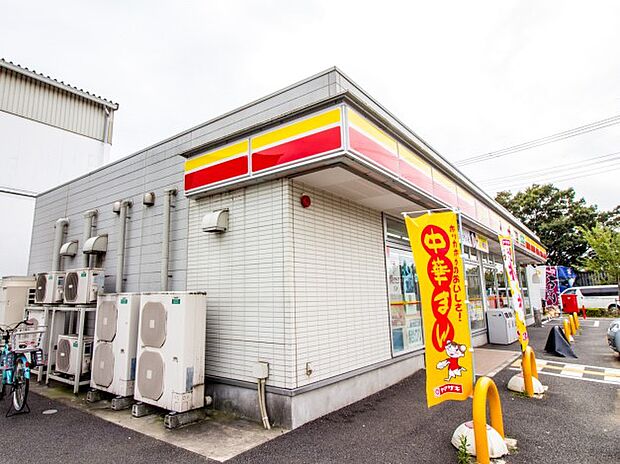 周辺環境-コンビニ(700m)デイリーヤマザキ さいたま平林寺店