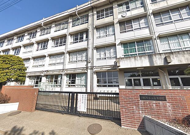 周辺環境-中学校(1000m)山田中学校
