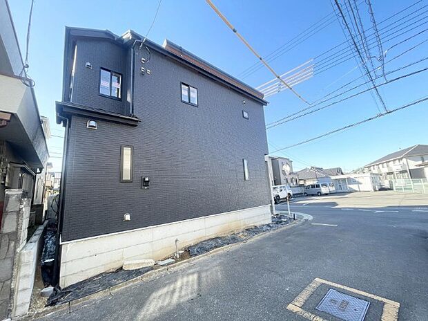 陽当りや通風性など各所に施された工夫で住みやすさを実現。部屋の大きさや周辺環境・街並など、資料には掲載していない情報が現地にはたくさんございます。是非ご確認下さい。