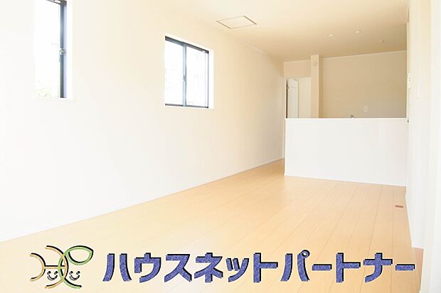 リビングダイニングに目が届くので、料理をしながら家族との会話もはずみそう。