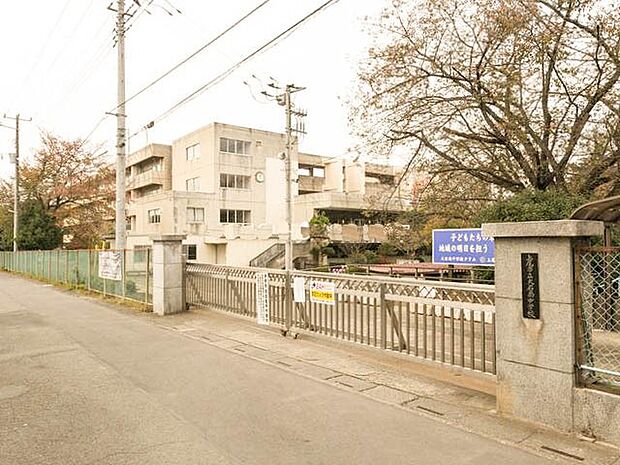 周辺環境-中学校(550m)大石南中学校