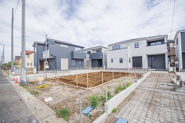 太陽に愛された邸は、陽当り・通風に優れた魅力的で快適さを追求した新築戸建でした。ここに住むからこそ意味がある。そんな特別感に浸りながら、毎日をお過ごしして欲しいです。