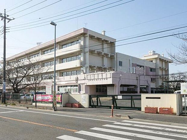 周辺環境-小学校(340m)桶川東小学校