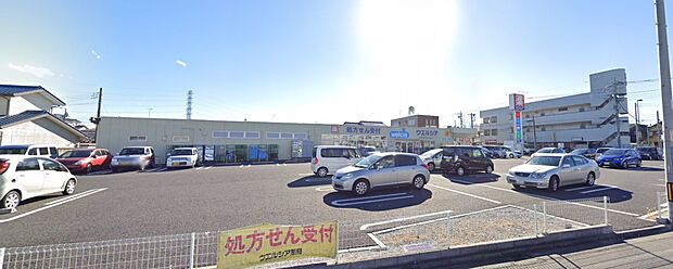 周辺環境-ドラッグストア(690m)ウエルシア川越新宿店