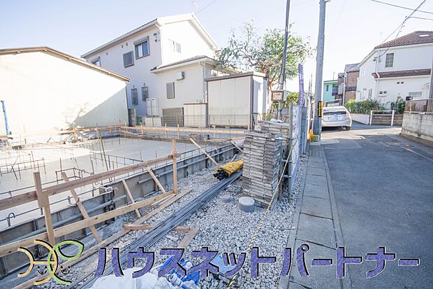 ここから始まる「日常」はご家族にとってかけがえのない時間となります。少しでも豊かに、快適に。そんな想いから本邸宅は生まれました。