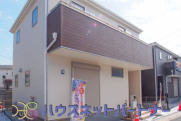 太陽に愛された邸は、陽当り・通風に優れた魅力的で快適さを追求した新築戸建でした。ここに住むからこそ意味がある。そんな特別感に浸りながら、毎日をお過ごしして欲しいです。