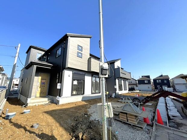 家族の温かさと陽光の暖かさ、楽しい毎日と明るい未来を予感させる「空間が織り成すひとつ先の住み心地」を演出します。