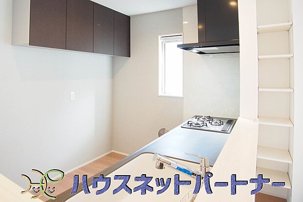 収納の多さにはびっくり。収納ってあればあるほど嬉しいですよね。