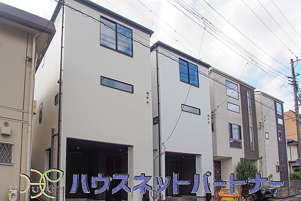 ここから始まる「日常」はご家族にとってかけがえのない時間となります。少しでも豊かに、快適に。そんな想いから本邸宅は生まれました。