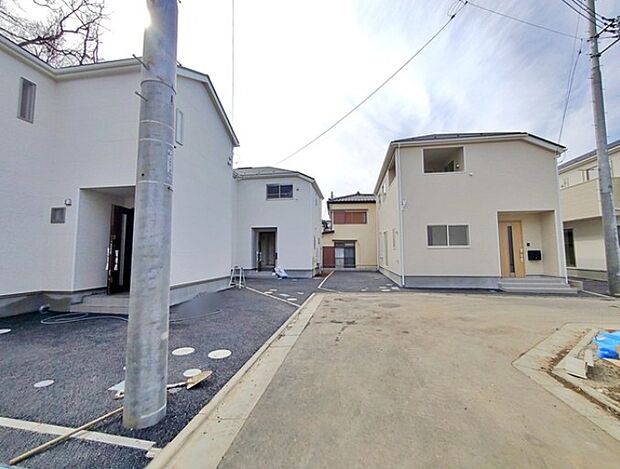 太陽に愛された邸は、陽当り・通風に優れた魅力的で快適さを追求した新築戸建でした。ここに住むからこそ意味がある。そんな特別感に浸りながら、毎日をお過ごしして欲しいです。