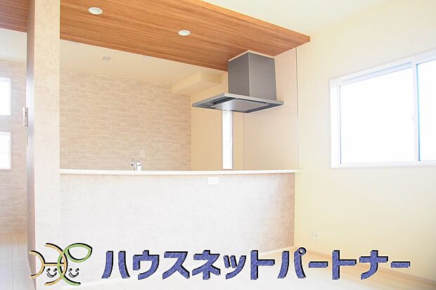 充実した生活は伸びやかな居室空間から始まります。快適に・伸びやかに。心の潤いを求める方々へ。