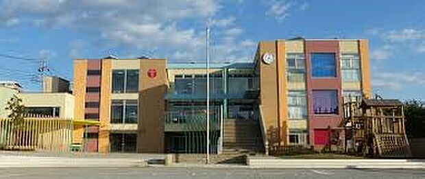 周辺環境-幼稚園・保育園(890m)認定こども園しらゆり