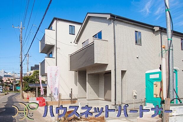 ここから始まる「日常」はご家族にとってかけがえのない時間となります。少しでも豊かに、快適に。そんな想いから本邸宅は生まれました。