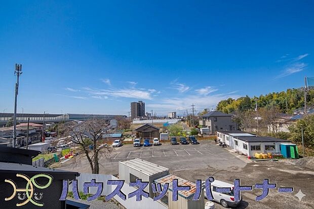 陽当りや通風性など各所に施された工夫で住みやすさを実現。部屋の大きさや周辺環境・街並など、資料には掲載していない情報が現地にはたくさんございます。是非ご確認下さい。