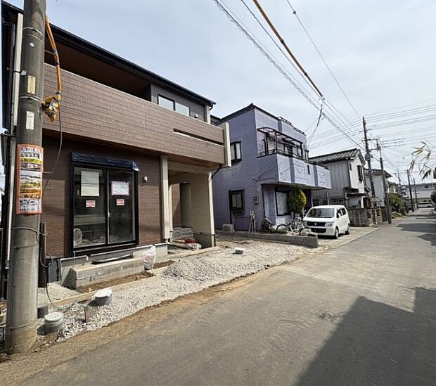 太陽に愛された邸は、陽当り・通風に優れた魅力的で快適さを追求した新築戸建でした。ここに住むからこそ意味がある。そんな特別感に浸りながら、毎日をお過ごしして欲しいです。