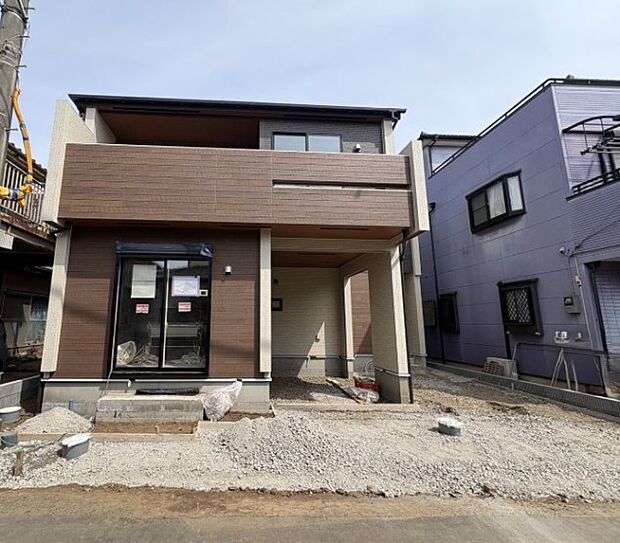 豊かで快適な暮らしを。ここから始まる「日常」はご家族にとってかけがえのない時間となります。少しでも豊かに、快適に。そんな想いから本邸宅は生まれました。