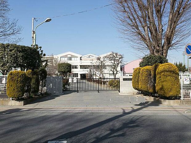 周辺環境-中学校(1200m)桶川中学校