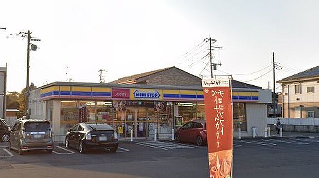 周辺環境-コンビニ(360m)ミニストップ伊奈町中央店